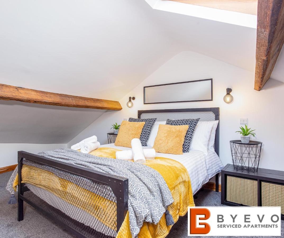 Byevo Oswestry Barn - Quirky Romantic Retreat Or Cosy Contractor Base Exteriör bild